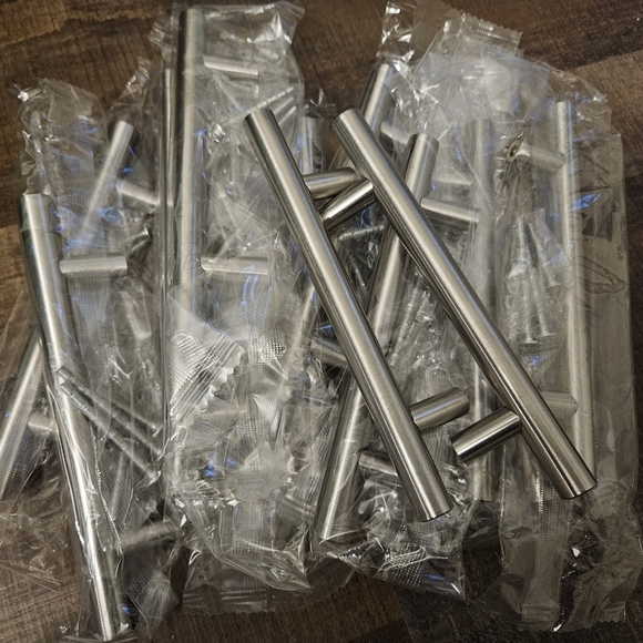 Kitchen Cabinet Hardware Brushed Silver Cabinet Handles Modern Drawer Pulls Set - Picture 2 of 6